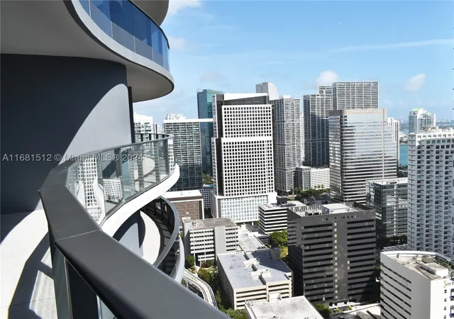 1000-brickell-plaza-3307-miami-fl-33131/hzid_ccc87ebd