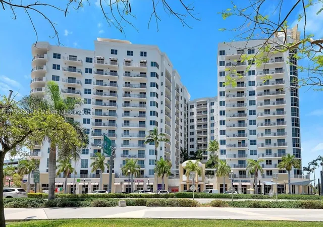 1830-radius-dr-516-hollywood-fl-33020/hzid_e5116e82