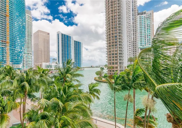465-brickell-ave-bay-419-miami-fl-33131/hzid_e53a6986