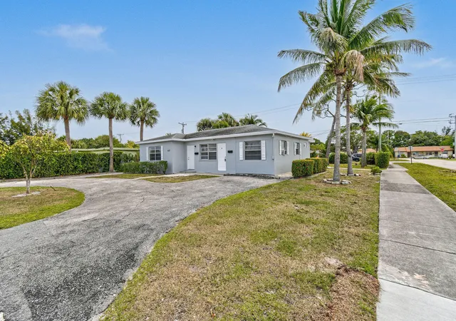 652-bayberry-dr-lake-park-fl-33403/hzid_ea6988b1
