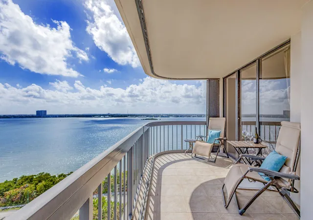 5380-n-ocean-dr-15-a-singer-island-fl-33404/hzid_ace5d927