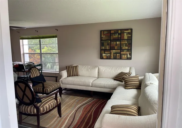 8205-nw-61st-st-b-208-tamarac-fl-33321/hzid_0ea9245c