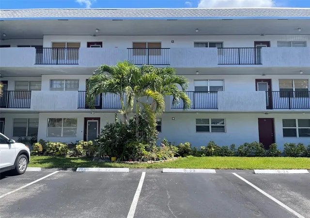 8405-nw-61st-st-d-109-tamarac-fl-33321/hzid_7c912090