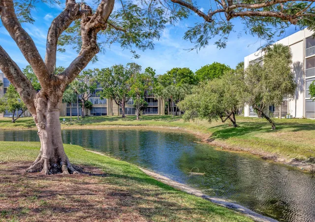 3301-nw-47th-ter-410-lauderdale-lakes-fl-33319/hzid_4942a48c