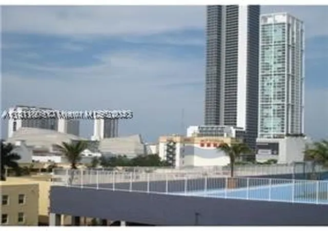 850-n-miami-ave-w-2003-miami-fl-33136/hzid_a3972894