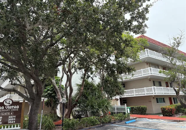 3571-inverrary-dr-209-lauderhill-fl-33319/hzid_a6a69a5e