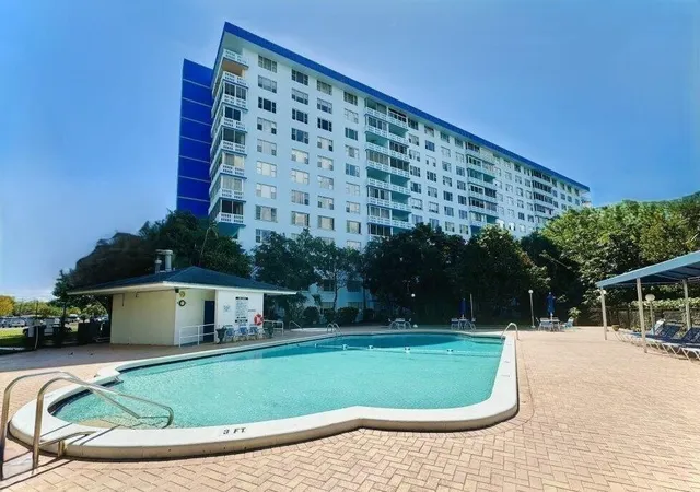 4001-hillcrest-dr-407-hollywood-fl-33021/hzid_638a2c4a