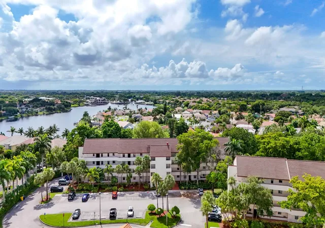 12524-shoreline-dr-101-wellington-fl-33414/hzid_a51f3c92