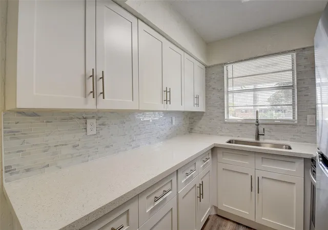 30-se-13th-st-b2-boca-raton-fl-33432/hzid_fb275afa