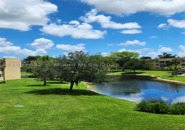 6020-nw-64th-ave-307-tamarac-fl-33319/hzid_52cfdb37