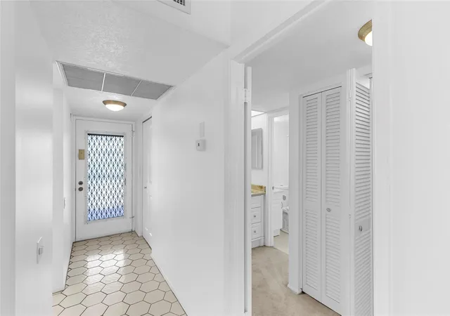 2701-nassau-bnd-d2-coconut-creek-fl-33066/hzid_c05072e6
