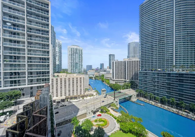 475-brickell-ave-1815-miami-fl-33131/hzid_48845b9a