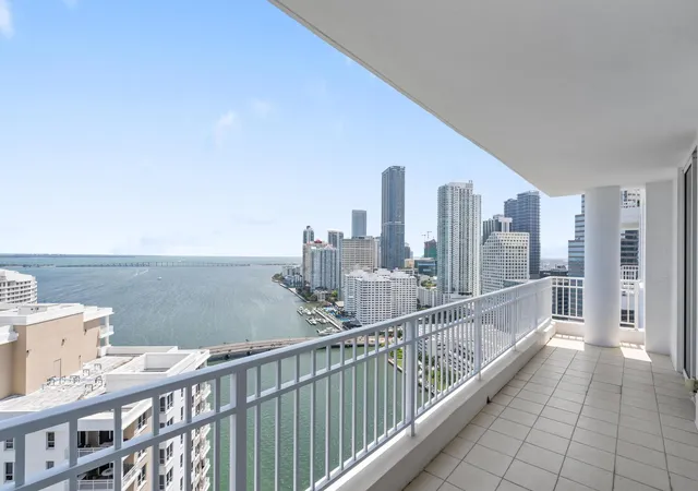 801-brickell-key-blvd-2903-miami-fl-33131/hzid_15a493de