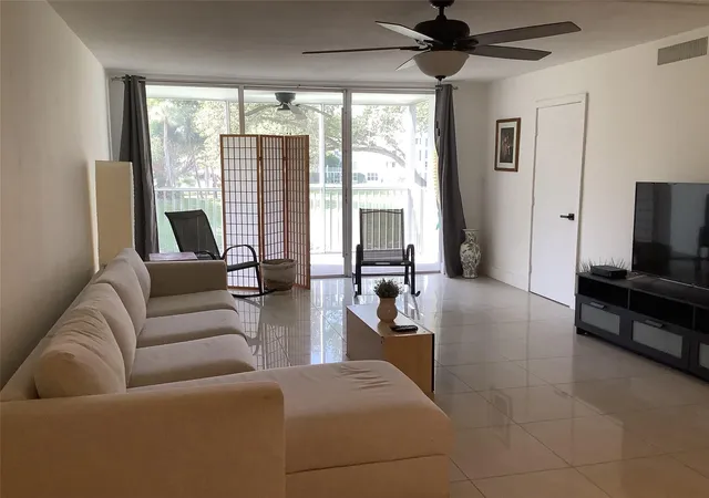 2600-s-course-dr-203-pompano-beach-fl-33069/hzid_34688679