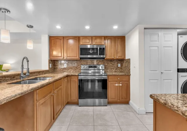 9022-w-atlantic-blvd-213-coral-springs-fl-33071/hzid_058460e8
