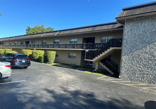 5900-nw-17th-pl-103-sunrise-fl-33313/hzid_32e44fa7
