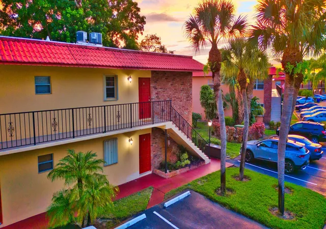 1911-sw-palm-city-rd-j-stuart-fl-34994/hzid_82779026