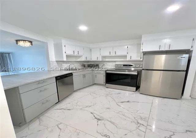 1710-ne-191st-st-307-3-miami-fl-33179/hzid_3e0ca3f1