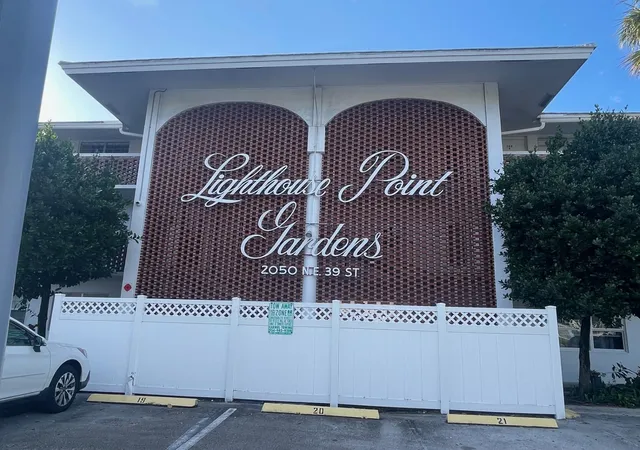 2050-ne-39th-st-211w-lighthouse-point-fl-33064/hzid_7a1171cb