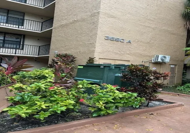 3590-blue-lake-dr-305-pompano-beach-fl-33064/hzid_1d3f30db