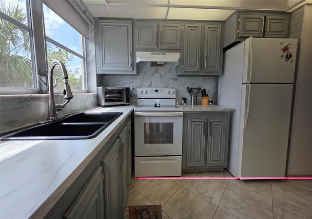 4047-nw-16th-st-302-fort-lauderdale-fl-33313/hzid_427d5fdb