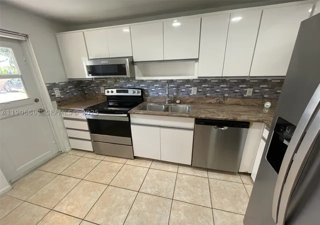 4500-n-federal-hwy-102a-lighthouse-point-fl-33064/hzid_e0693bc2