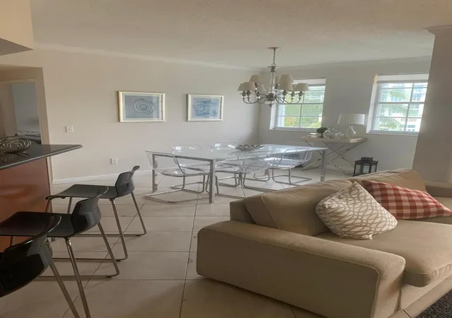 3215-ne-184th-st-14403-north-miami-beach-fl-33160/hzid_2156babd