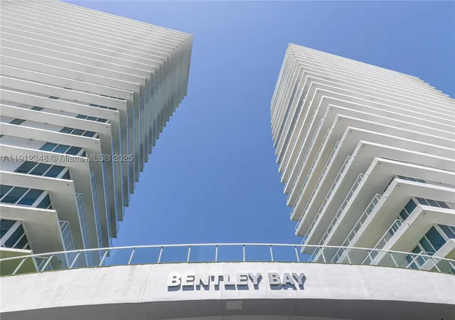 520-west-ave-1102-miami-beach-fl-33139/hzid_33fd2070