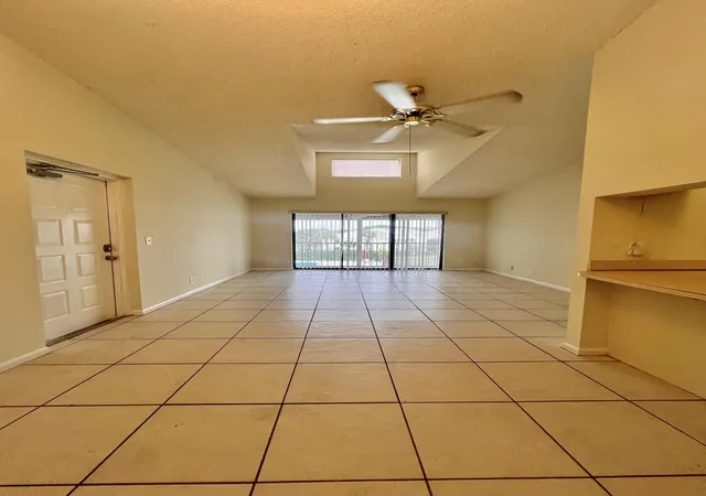 1111-green-pine-blvd-c3-west-palm-beach-fl-33409/hzid_fd3896af
