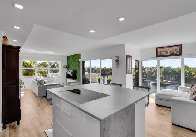 1839-middle-river-dr-303-fort-lauderdale-fl-33305/hzid_e273acc2