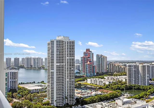 19500-turnberry-way-26-c-aventura-fl-33180/hzid_2a87516b
