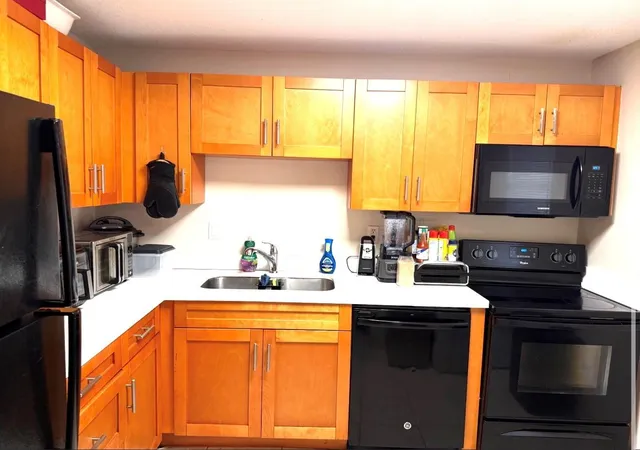 5515-lakewood-cir-125-pompano-beach-fl-33063/hzid_651341c4