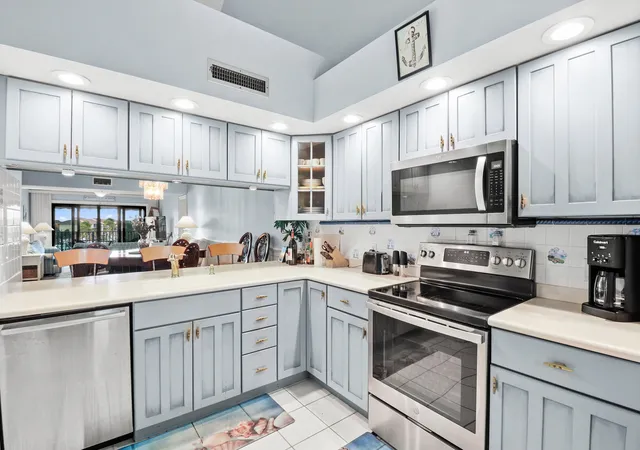 901-seafarer-cir-503-jupiter-fl-33477/hzid_2a322915