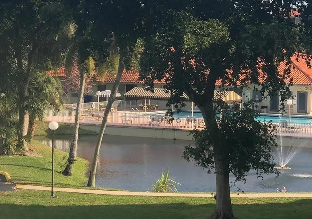1800-sw-81st-ave-1304-north-lauderdale-fl-33068/hzid_bf60b5e6