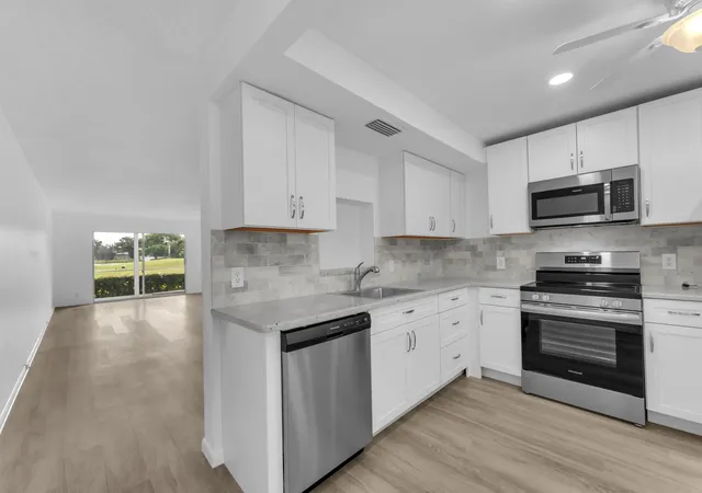 3003-portofino-iss-k1-coconut-creek-fl-33066/hzid_ba6bc6cd