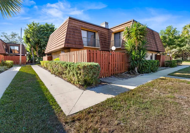 1402-nebraska-ave-13-fort-pierce-fl-34950/hzid_33f79848