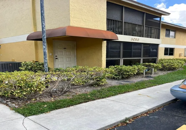 3053-n-oakland-forest-dr-201-oakland-park-fl-33309/hzid_e1318393