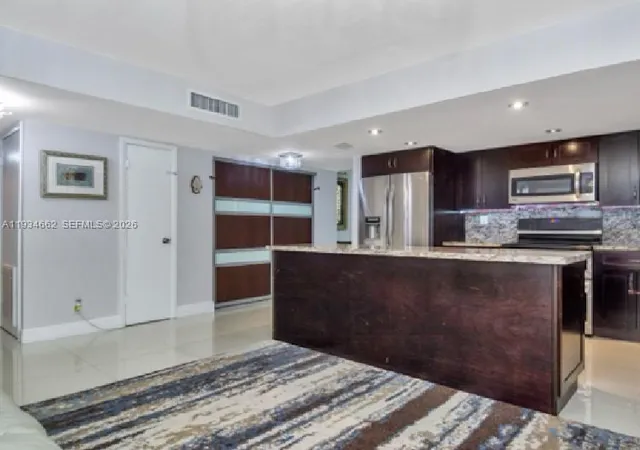 20401-ne-30th-ave-108-8-aventura-fl-33180/hzid_6899dd80