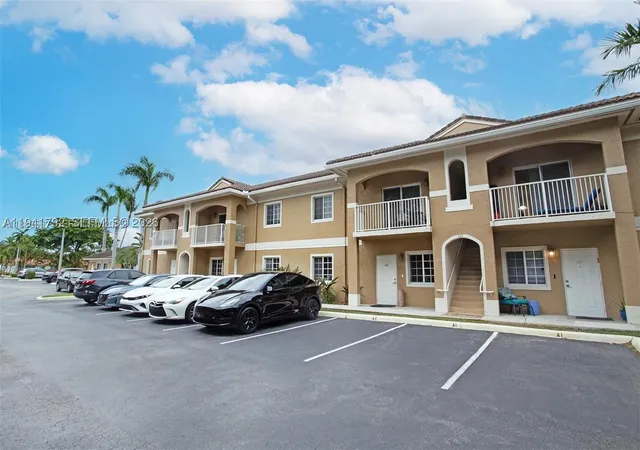 911-hillcrest-ct-7-hollywood-fl-33021/hzid_a84be639