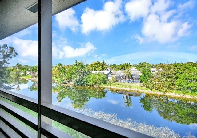 10442-sunrise-lakes-blvd-312-sunrise-fl-33322/hzid_eb1c168b