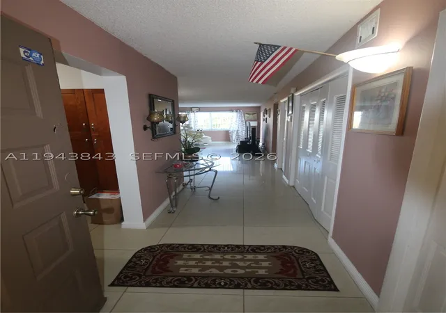 6940-nw-miami-gardens-dr-1-430-hialeah-fl-33015/hzid_4ceff76a