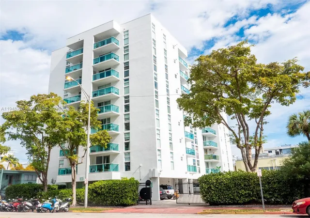 1035-west-ave-ph06-miami-beach-fl-33139/hzid_f3f27e3a