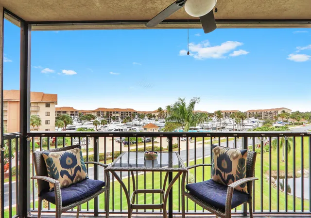 901-seafarer-cir-403-jupiter-fl-33477/hzid_36458440