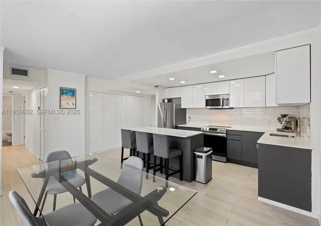 3440-ne-192nd-st-5p-a-aventura-fl-33180/hzid_fae2a3e7