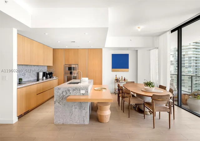 500-alton-2203-miami-beach-fl-33139/hzid_17557f9a