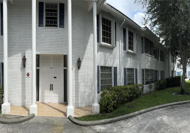2171-ne-66th-st-801-fort-lauderdale-fl-33308/hzid_c81ce7ec