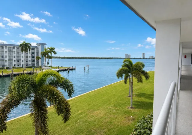 111-shore-ct-302-north-palm-beach-fl-33408/hzid_c706fd49