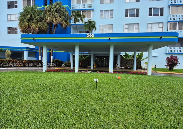 4001-hillcrest-dr-416-hollywood-fl-33021/hzid_8532dcb1