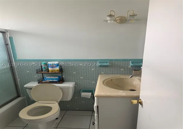 Ne 14Th Ave 16790