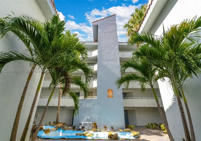 8305-sw-152nd-ave-a-107-miami-fl-33193/hzid_56c68e11